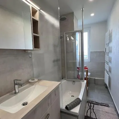 Moderne Stilvolle Gaestewohnung Apartment *