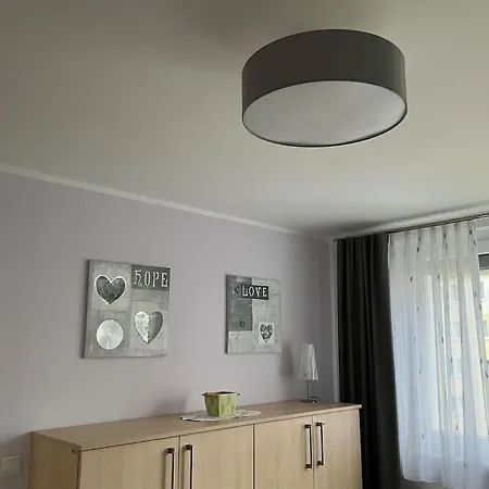 Apartment Moderne Stilvolle Gaestewohnung *