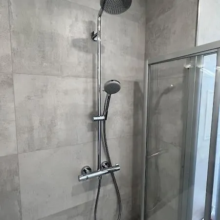 Moderne Stilvolle Gaestewohnung Apartment