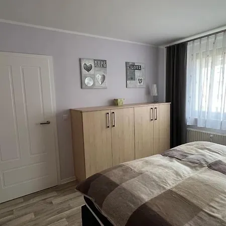 Apartment Moderne Stilvolle Gaestewohnung Werdau